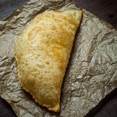Чебурек с сыром